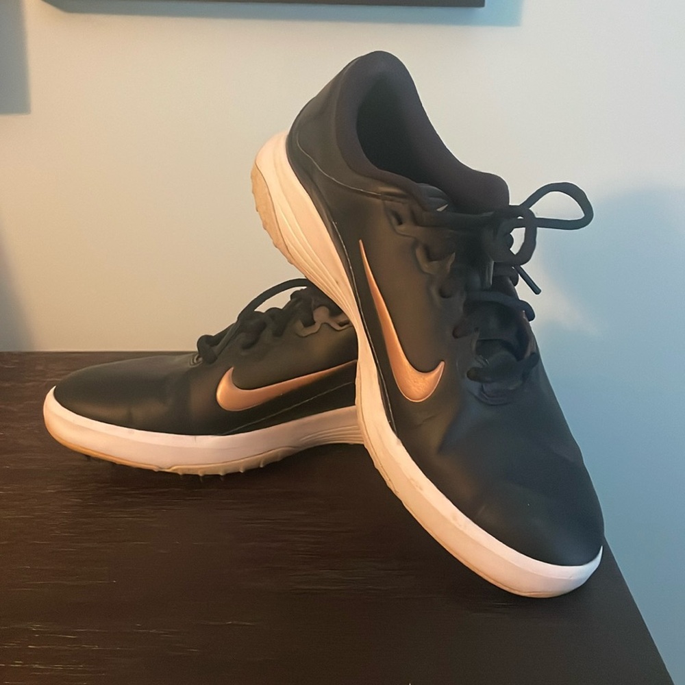 Waterproof Women’s Golf Shoe